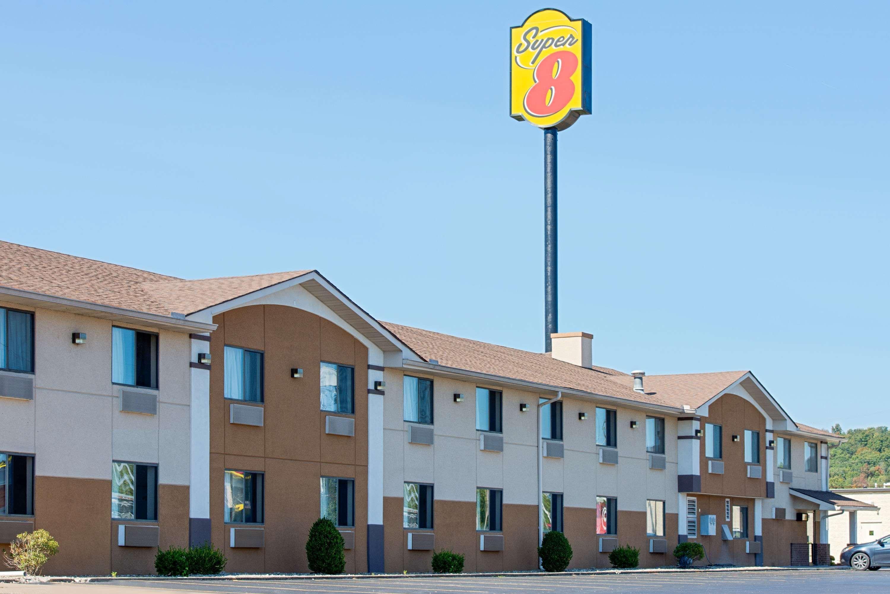 Super 8 By Wyndham Ripley Hotel Eksteriør billede